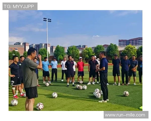 新华青年足球助力青少年成长与团结精神的培养与发展